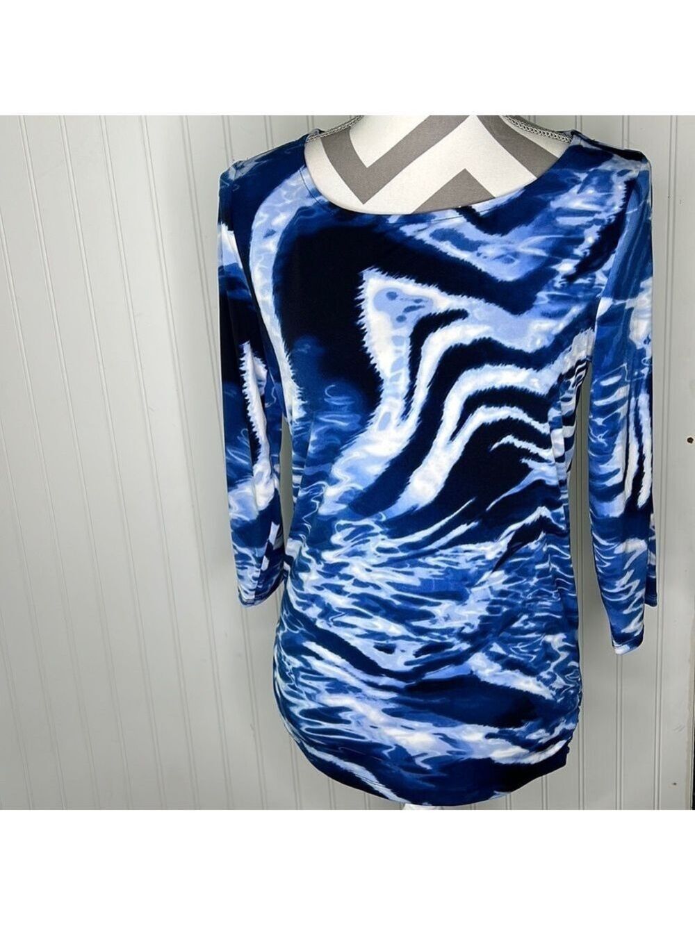 Chicos Abstract Half Peekaboo Sleeves Tunic Chicos Size 0=4